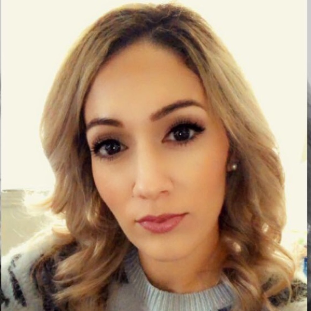Meet your Posher, Alicia